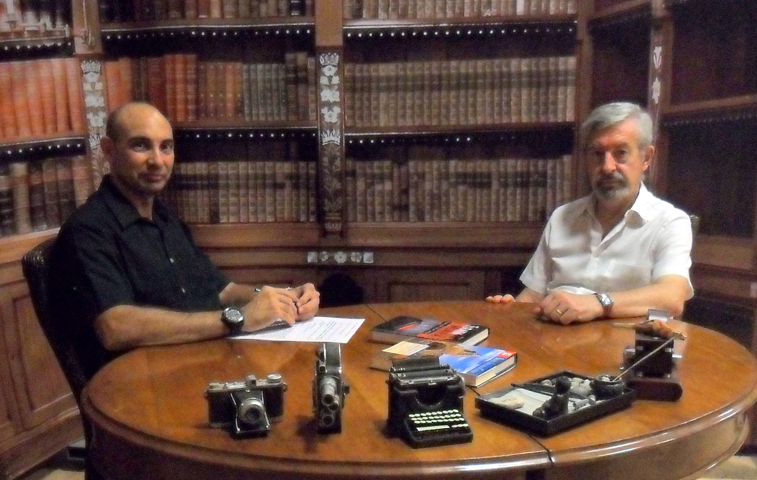 El Lobo Estepario. Raúl Tristán (izd.) con Javier Aguirre (dcha.)
